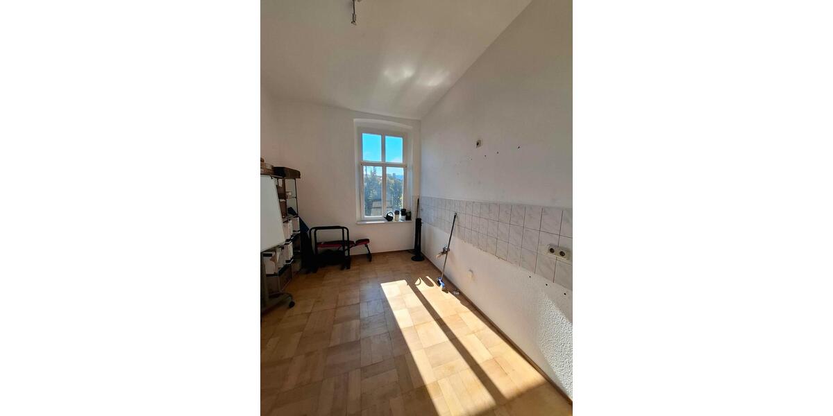 Etagenwohnung Blankenburg (Harz) - 2 Zimmer, 77 m&sup2;, 499&euro; | Angebot:25904620