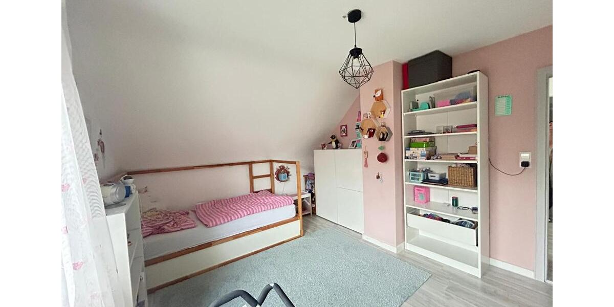 Einfamilienhaus Oberderdingen - 5 Zimmer, 119 m&sup2;, 1.450&euro; | Angebot:26486949
