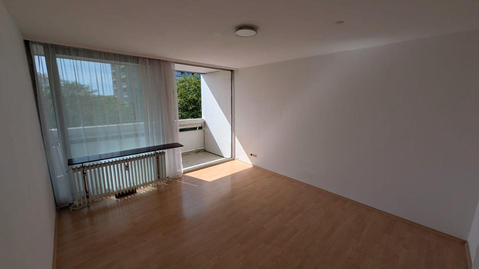 Etagenwohnung Neu-Ulm Ludwigsfeld - 3 Zimmer, 84 m&sup2;, 950&euro; | Angebot:26706103