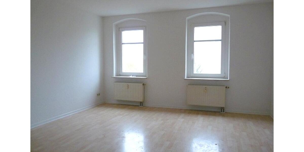 Dachgeschoßwohnung Riesa - 3 Zimmer, 76 m&sup2;, 455&euro; | Angebot:24884732