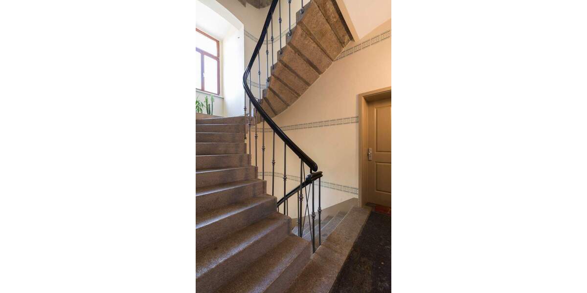 Etagenwohnung Halle (Saale) Innenstadt - 2 Zimmer, 38 m&sup2;, 330&euro; | Angebot:26704366