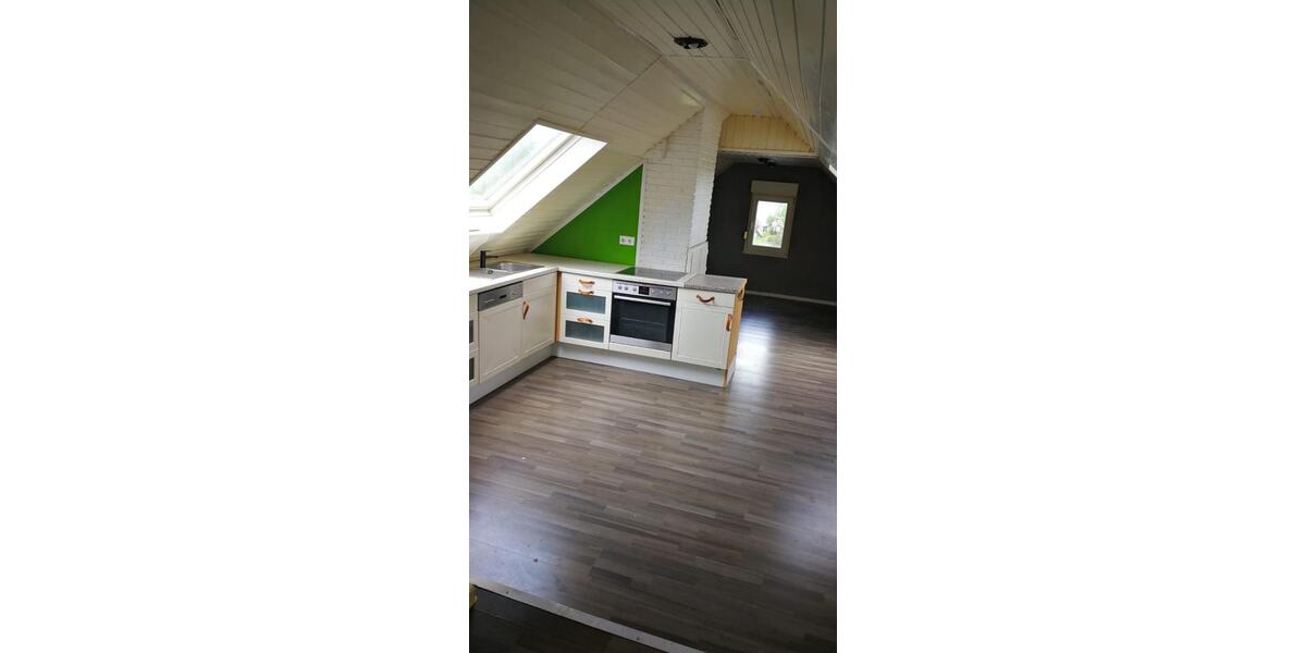 Dachgeschoßwohnung Weyerbusch - 1 Zimmer, 30 m&sup2;, 220&euro; | Angebot:25431724