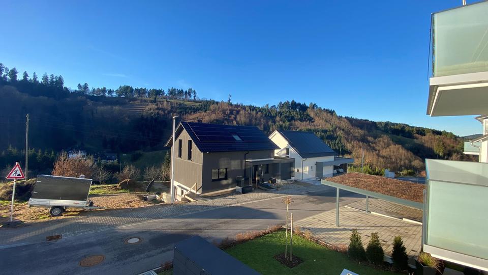 Etagenwohnung Oberkirch - 4 Zimmer, 102 m&sup2;, 1.215&euro; | Angebot:24570782