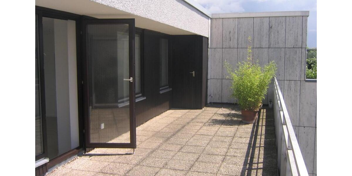 Dachgeschoßwohnung Hilden Kalstert - 2 Zimmer, 90 m&sup2;, 1.070&euro; | Angebot:26444568