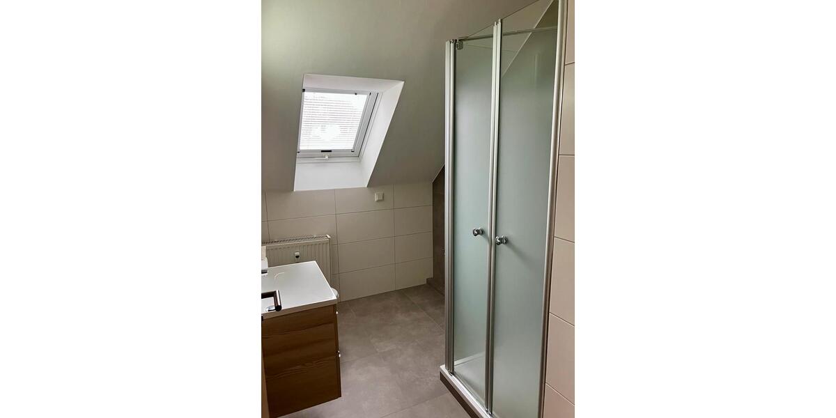 Dachgeschoßwohnung Hauneck - 3 Zimmer, 75 m&sup2;, 640&euro; | Angebot:25715275