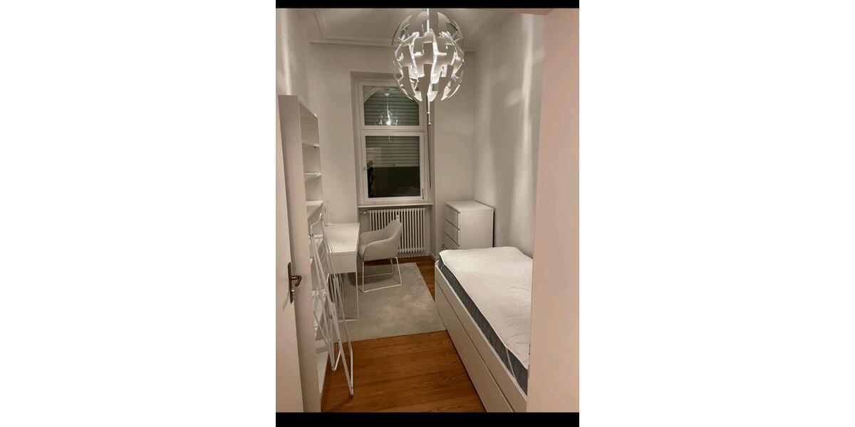 Gemütliches 10qm Zimmer in ordentlicher 4er WG 1 zimmer