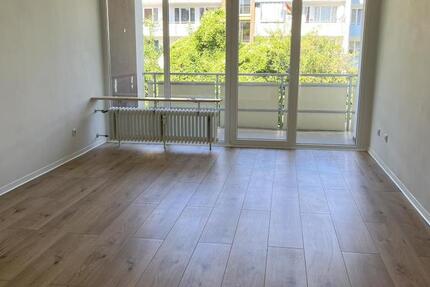 Helles 4-Zimmer-Wohnung mit Balkon 4 zimmer