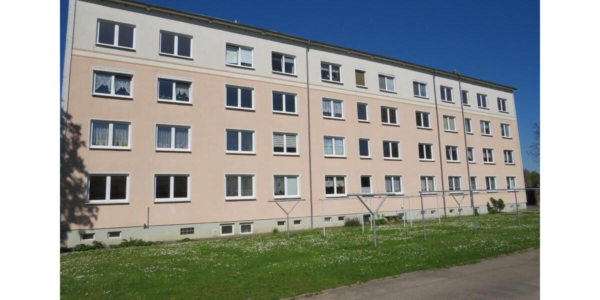 Etagenwohnung Demmin - 2 Zimmer, 55 m&sup2;, 304&euro; | Angebot:16475938