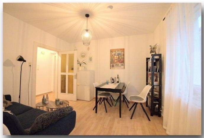 Etagenwohnung Düsseldorf Stadtmitte - 1 Zimmer, 50 m&sup2;, 700&euro; | Angebot:25278878