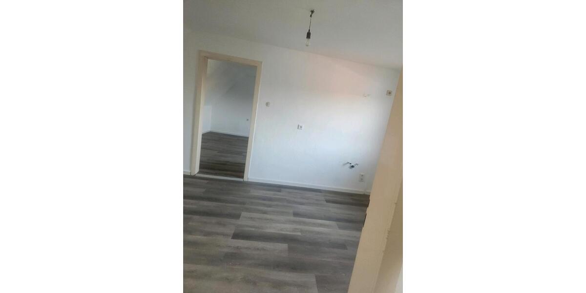 2 zimmer WG mit separate Toilete für 2 Leute 2 zimmer