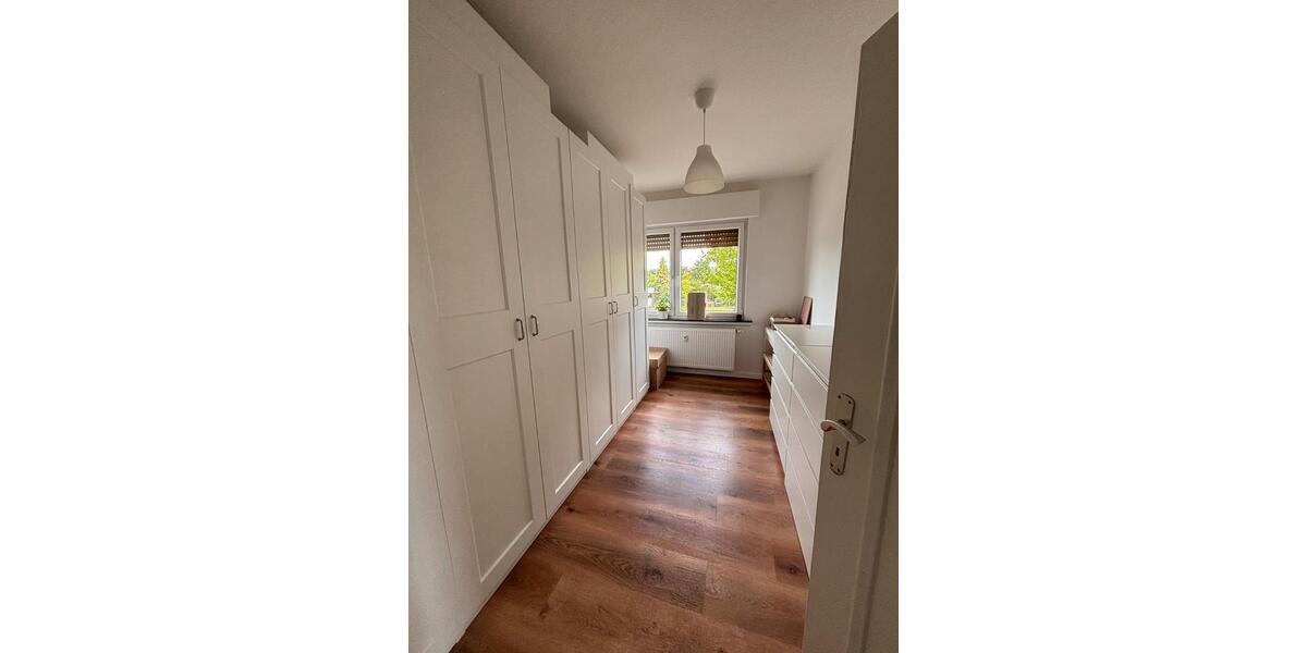 Etagenwohnung Porta Westfalica - 4 Zimmer, 110 m&sup2;, 680&euro; | Angebot:26650123