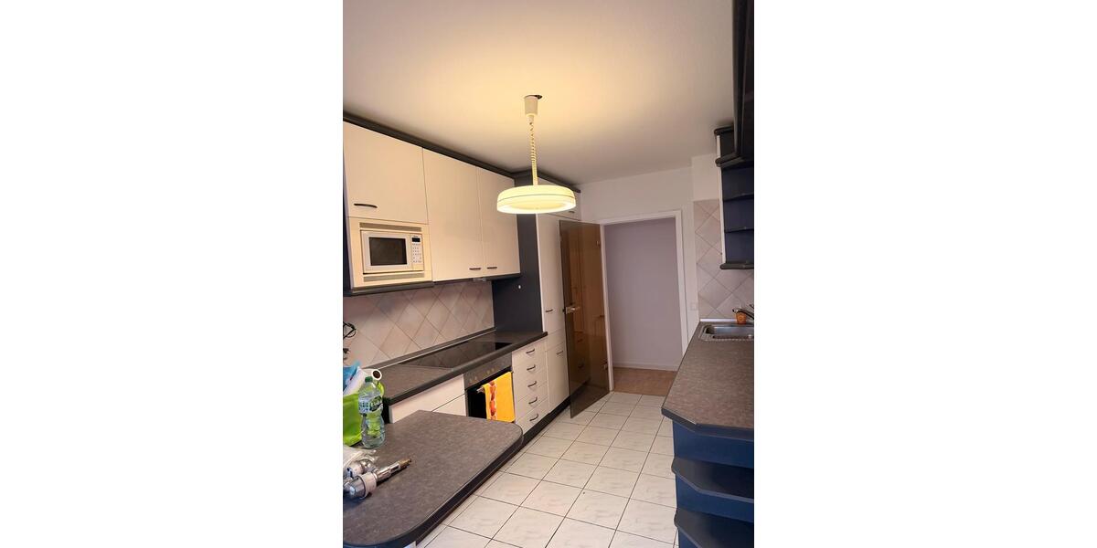 Etagenwohnung Maintal - 3 Zimmer, 100 m&sup2;, 1.850&euro; | Angebot:24535665