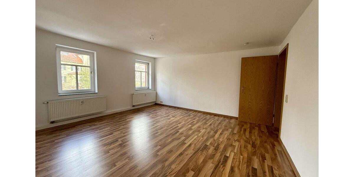 Etagenwohnung Döbeln - 4 Zimmer, 121 m&sup2;, 800&euro; | Angebot:26183314