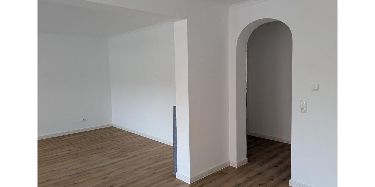 Etagenwohnung Mühlheim am Main - 4 Zimmer, 115 m&sup2;, 1.500&euro; | Angebot:25905543
