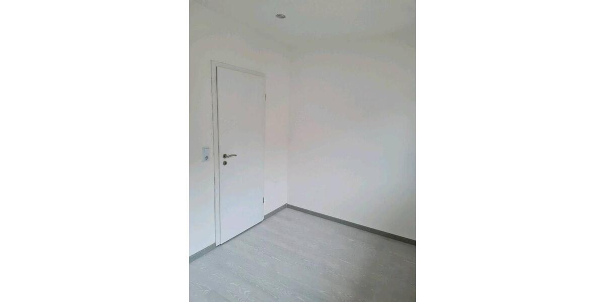 Erdgeschoßwohnung Wissen - 5 Zimmer, 140 m&sup2;, 850&euro; | Angebot:26116256