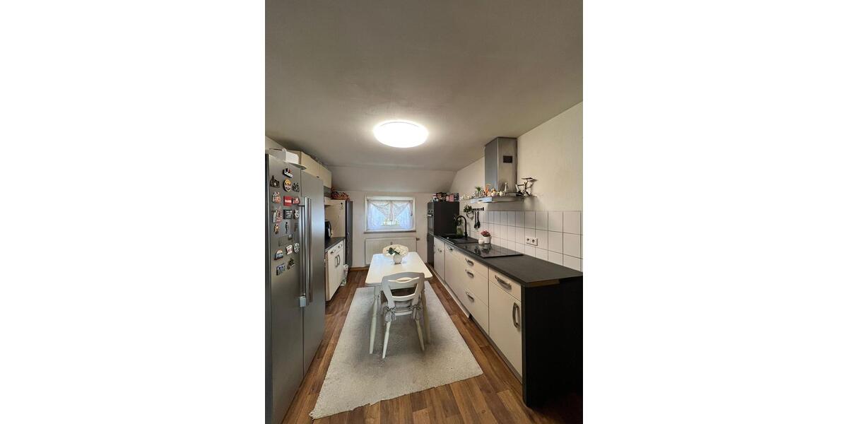 Dachgeschoßwohnung Bottrop - 3 Zimmer, 84 m&sup2;, 650&euro; | Angebot:25974963