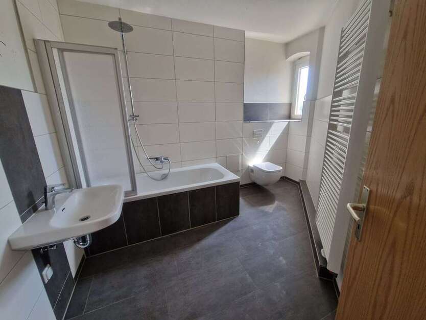 Wohnung zum Mieten in Schönebeck 795 € 120 m²