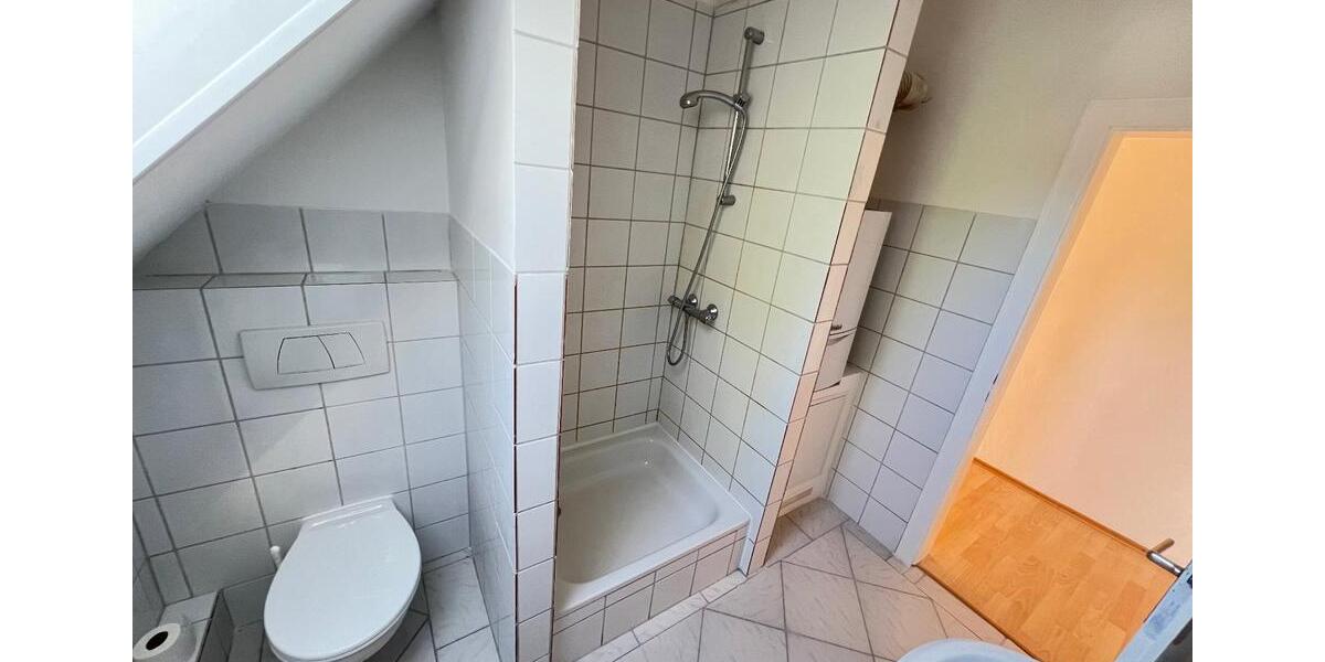 Dachgeschoßwohnung Uetze - 2 Zimmer, 50 m&sup2;, 475&euro; | Angebot:26624878