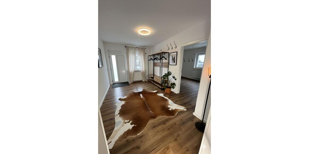 Erdgeschoßwohnung Albstadt - 2 Zimmer, 85 m&sup2;, 800&euro; | Angebot:26022412