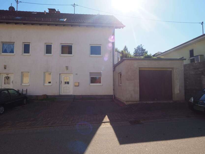 Haus zum Mieten in Kleinsteinhausen 950 € 110 m² 5 zimmer
