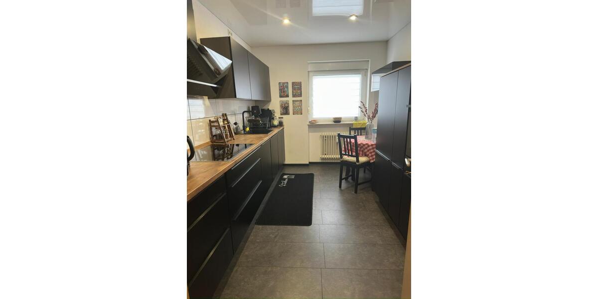 Etagenwohnung Sankt Ingbert - 3 Zimmer, 105 m&sup2;, 1.100&euro; | Angebot:26638710