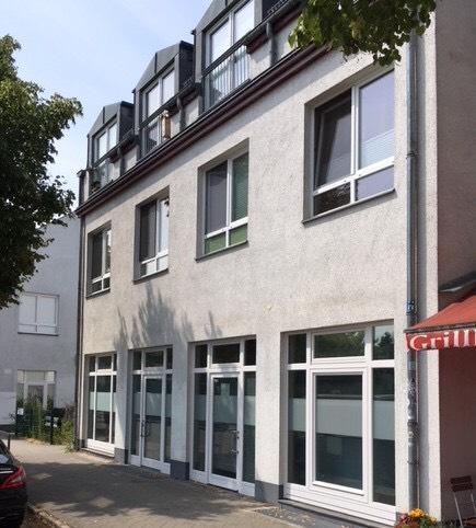 Büro Praxis Ladenlokal 99 qm in top Lage Falkensee zu vermieten