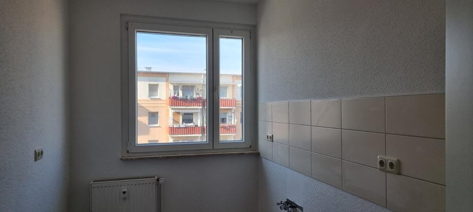 Etagenwohnung Malchin - 2 Zimmer, 49 m&sup2;, 300&euro; | Angebot:25805178