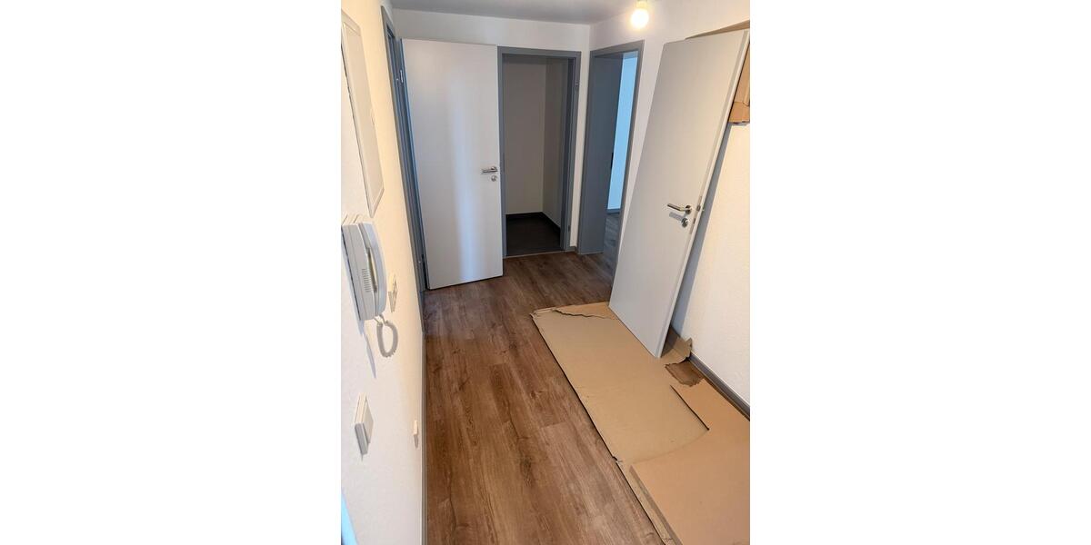 Erdgeschoßwohnung Bad Wildungen - 3.5 Zimmer, 73 m&sup2;, 600&euro; | Angebot:26327847