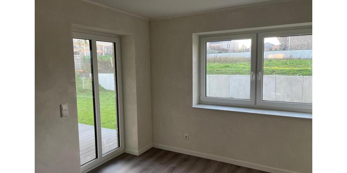 Erdgeschoßwohnung Steinbergkirche - 3 Zimmer, 105 m&sup2;, 1.090&euro; | Angebot:24801252