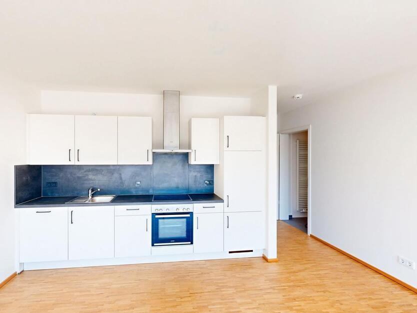 2-Zimmer-Wohnung mit Einbauküche zu vermieten zimmer