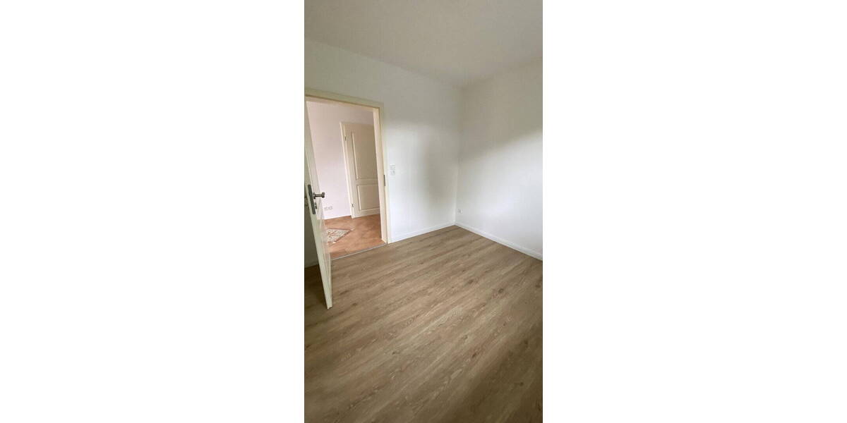 Doppelhaushälfte Hamburg Lurup - 5 Zimmer, 130 m&sup2;, 2.300&euro; | Angebot:26569284