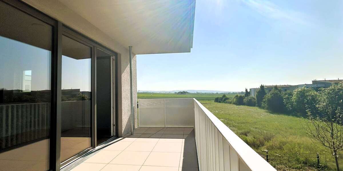 Wohnung zum Mieten in Wiesbaden 1.570 € 78 m² 3 zimmer