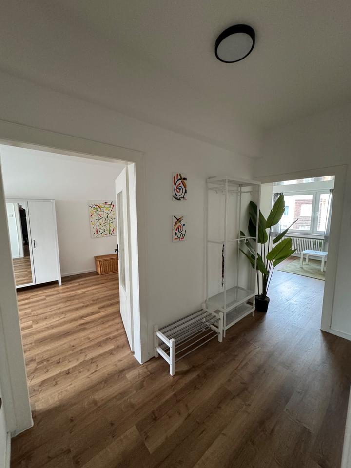 2 freie WG-Zimmer (möbliert; perfekt für WG-Neugründung) in 63qm zimmer