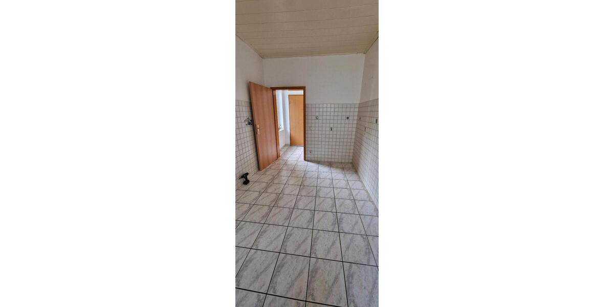 Etagenwohnung Siegen - 1 Zimmer, 72 m&sup2;, 735&euro; | Angebot:26566447