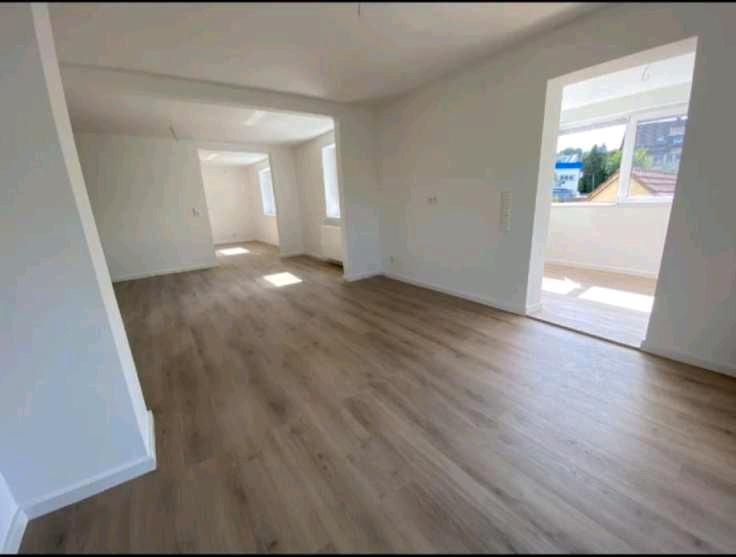 Moderne 3,5-Zimmer-Wohnung mit Neckarblick in Rottweil 3.5 zimmer