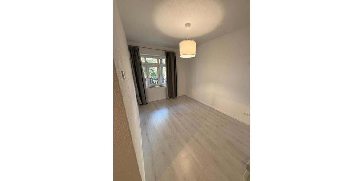 Hochparterre Arnstadt - 3 Zimmer, 57 m&sup2;, 570&euro; | Angebot:26618799