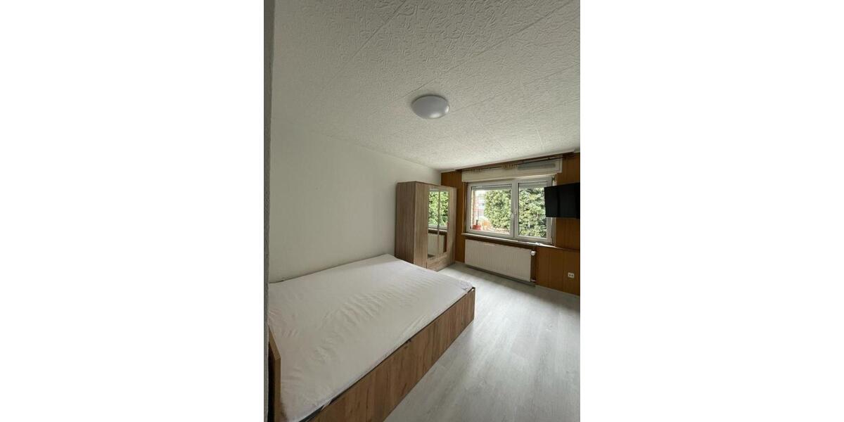 Wohnen auf Zeit Heinsberg - 8 Zimmer, 200 m&sup2;, 600&euro; | Angebot:17959626