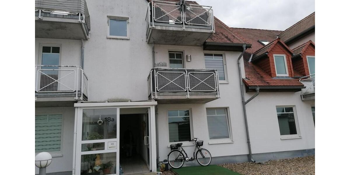 Etagenwohnung Calbe (Saale) - 2 Zimmer, 60 m&sup2;, 350&euro; | Angebot:26660644