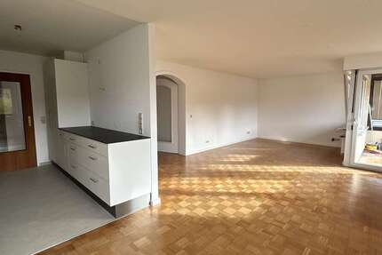 Wohnung zum Mieten in Grenzach-Wyhlen 1.250 € 97 m² 3.5 zimmer