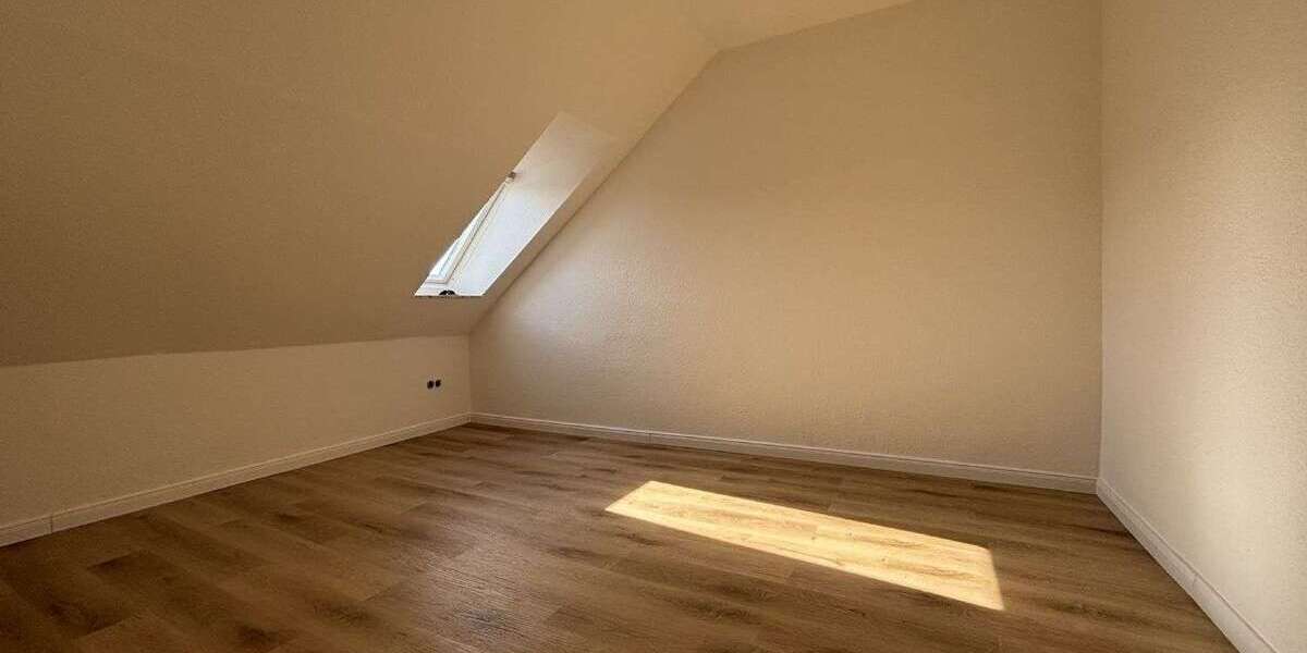 Etagenwohnung Sehnde Müllingen - 3 Zimmer, 72 m&sup2;, 612&euro; | Angebot:25354925