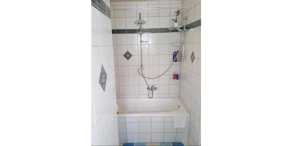 3 Zimmer Wohnung mit Einbauküche 3 zimmer