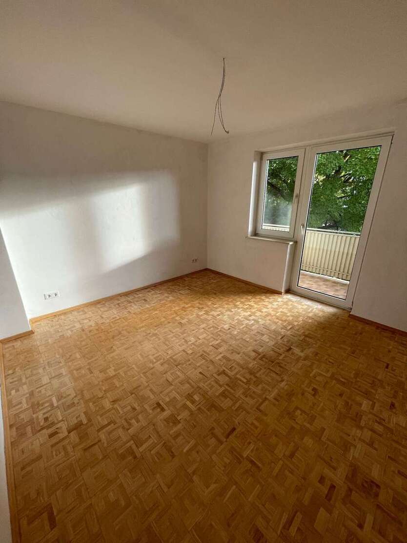 Wohnung zum Mieten in Neutraubling 507,29 € 57.91 m² 3 zimmer