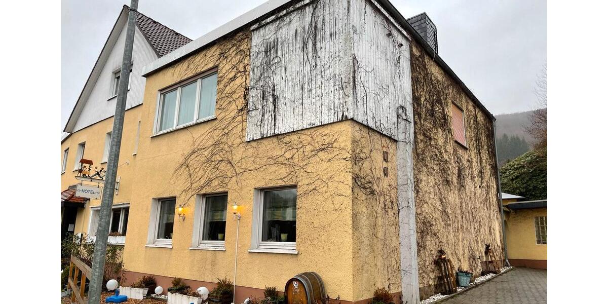 Wohnen auf Zeit Plettenberg - 20 Zimmer, 320 m&sup2;, 300&euro; | Angebot:14454656