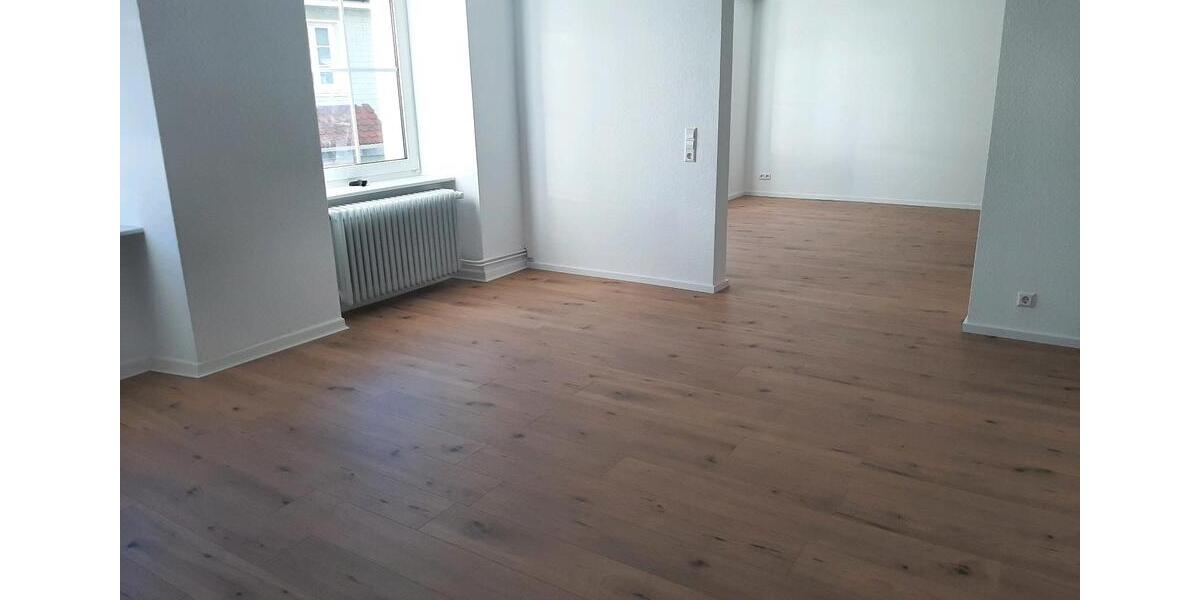 Etagenwohnung Sankt Georgen im Schwarzwald - 4 Zimmer, 128 m&sup2;, 1.000&euro; | Angebot:26587028