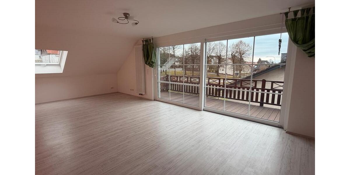 Etagenwohnung Neukirchen - 4 Zimmer, 113 m&sup2;, 780&euro; | Angebot:25611843