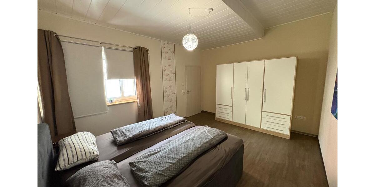 Wohnen auf Zeit Oettingen in Bayern - 2 Zimmer, 77 m&sup2;, 95&euro; | Angebot:26625552