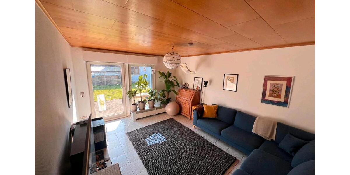 Einfamilienhaus Ihringen - 8 Zimmer, 214 m&sup2;, 1.900&euro; | Angebot:26227246