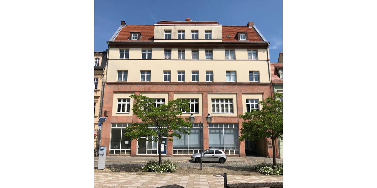 Zeitz Innenstadt, was braucht`s der Worte mehr? Gemütliche & moderne 4 Wohnung 4 zimmer