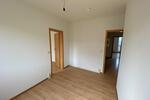 Etagenwohnung Suhl - 4 Zimmer, 65 m&sup2;, 400&euro; | Angebot:26383681