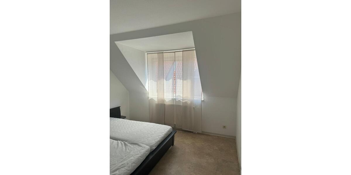 Dachgeschoßwohnung Norden - 2 Zimmer, 54 m&sup2;, 520&euro; | Angebot:24437783